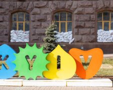 Київ призупинив процес перейменування вулиць та метро: в чому причина