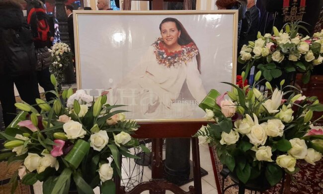 У Києві прощаються з Ніною Матвієнко