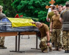 ВР затвердила процедуру поховального ритуалу на Національному військовому кладовищі