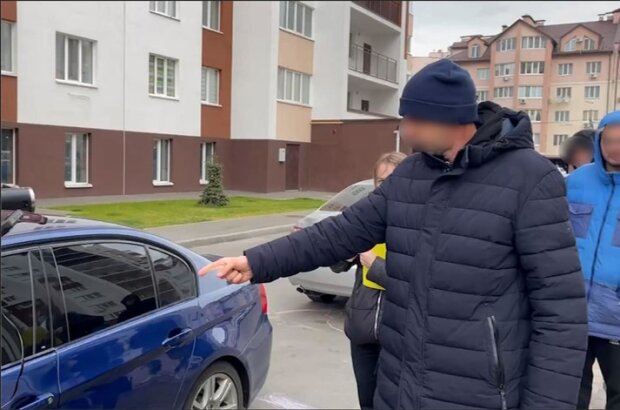 Поліція затримала нападника, що розстріляв родину під Києвом (відео)