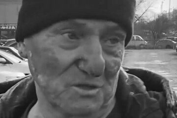 У Києві від інсульту загинув сміливець, що сівши в палаючу машину, врятував безліч інших на парковці