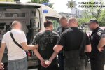 Смертельна втеча від вбивці: на Оболоні іноземець з ножем змусив знайомого вистрибнути з вікна 11 поверху