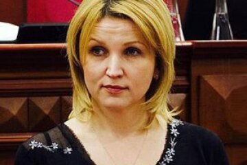 Працівники виборчого штабу Вікторії Мухи упіймалися на махінаціях