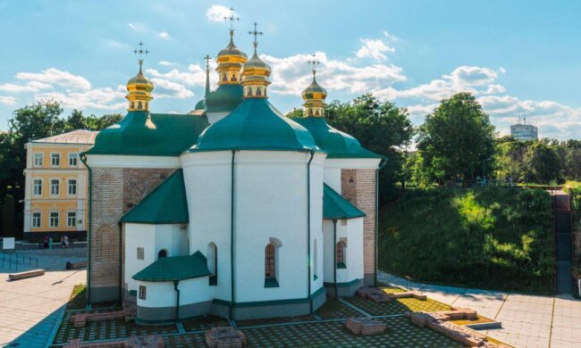 Церква Спаса на Берестові запрошує: храм-музей відкрився після перерви