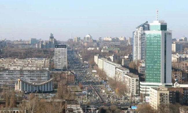 Війська РФ обстріляли новобудови в центрі Києва