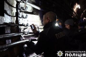 Слідчі провели експертну оцінку рівня затоплення Київського метрополітену