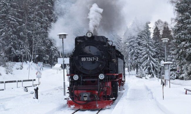 Дитяча залізниця запускає Полярний експрес