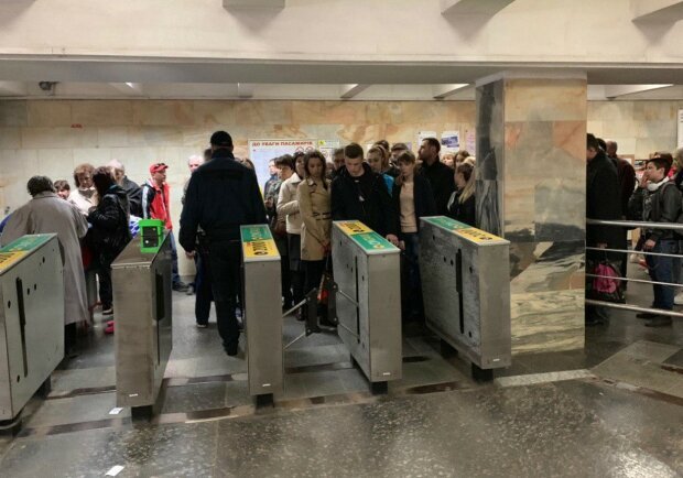 Деякі станції київського метро можуть обмежити на вхід