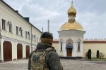 Обшуки у єпархіях УПЦ МП у 4 областях: виявлено агітаційні листівки об’єднання Медведчука, російські “триколори” та колишні склади окупантів, – СБУ