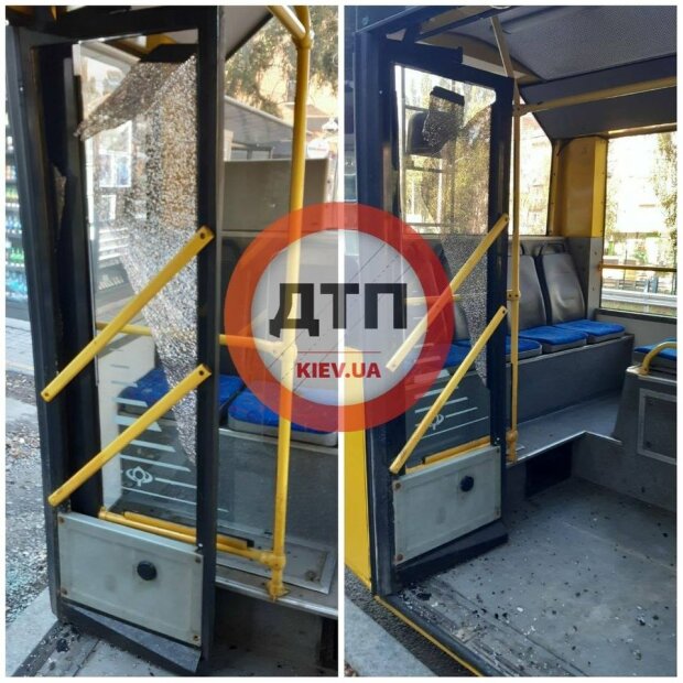 У Києві обстріляли тролейбус з людьми