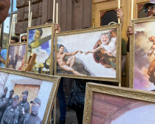 Допит Порошенка: під ДБР влаштували акцію протесту з картинами-шаржами (фото)