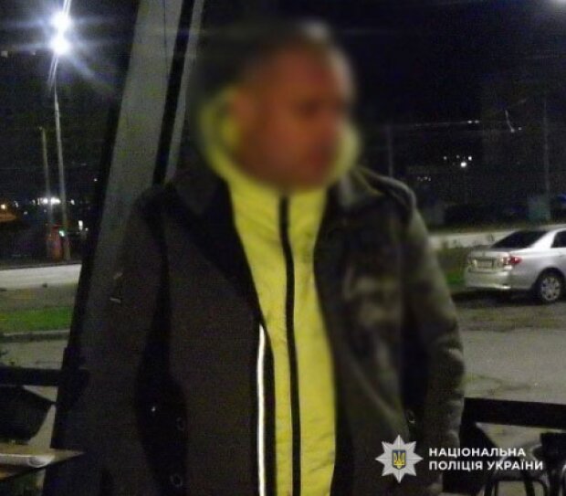 У столиці затримали 43-річного нападника, який погрожував зброєю таксисту