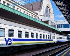 «Укрзалізниця» призупинила продаж квитків! Що відомо та коли чекати відновлення?