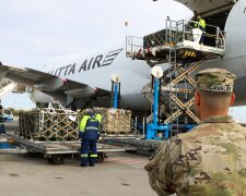 Україна отримала від США партію військової допомоги — вантаж приймали в «Борисполі»