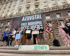 У Києві під стінами КМДА відбулася акція проти будівництва нових станцій метрополітену під час війни