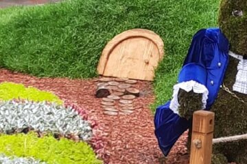 Аліса в країні див в парку Перемога стала жертвою вандалів