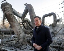 Шмигаль і генсек НАТО відвідали Дарницьку ТЕЦ: РФ атакувала об'єкт у пік морозів