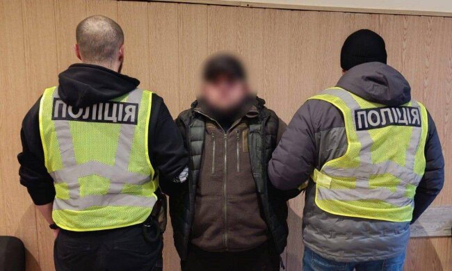 Танці на кістках: у Києві затримали іноземця за розваги на меморіалі загиблих героїв