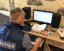 В Києві затримали хакера, який продавав секретні бази даних