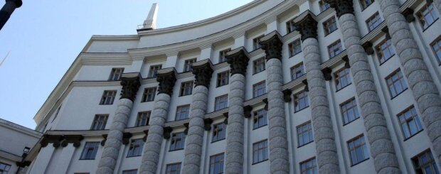 Українських держслужбовців занесуть в єдиний реєстр