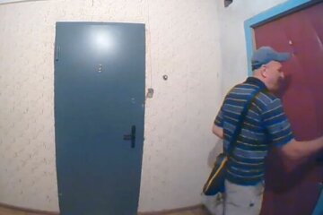 В Україні активізувалися домушники, небезпечний момент зняла камера відеоспостереження