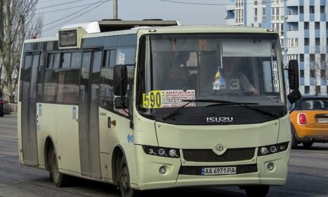 Громадський транспорт Києва до квітня дорожчати не буде