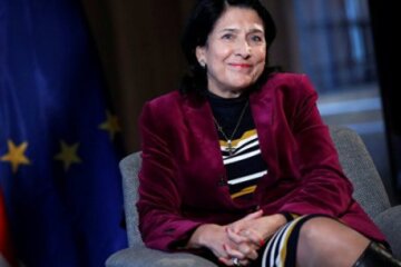 Президент Грузії відвідає Україну
