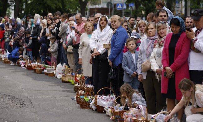 Безпека на Великдень: КМДА закликає киян до пильності під час святкових богослужінь
