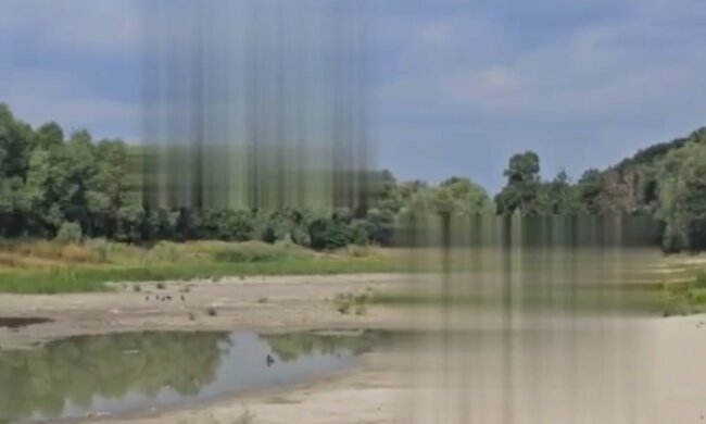 Озеро Синє, що на Виноградарі, майже загинуло — мешканці передають жахливі кадри