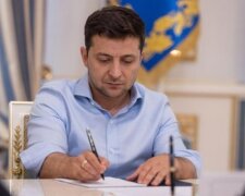 Зеленський підписав перезавантаження влади