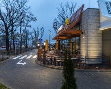 У Києві на Паладіна відкрився новий McDonald's на понад 120 місць та з 2-ма лініями McDrive