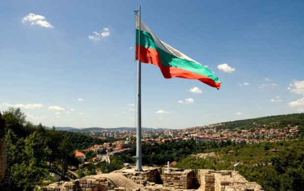 Болгарія передавала зброю Україні через посередників, – Euractiv