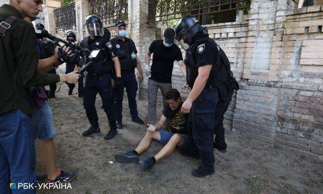 Акція ЛГБТ під Офісом президента: затримали ще 10 учасників сутичок