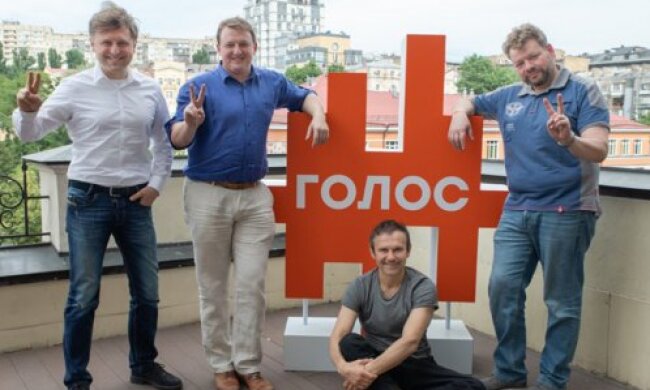 Вакарчук показав перші обличчя спонсорів кампанії