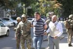 Чоловіку, який погрожував підірвати Кабмін гранатою, повідомили про підозру