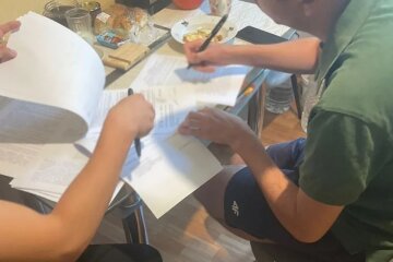 У Києві судитимуть вже судимого шахрая, який ошукав 28 киян під приводом товарів зі "знижкою"