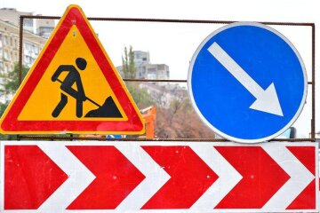 Обмеження на Дніпровській набережній: ремонт затягнеться до зими