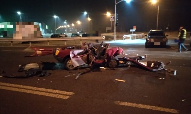 Повідомлено про підозру поліцейському, що спричинив смертельну ДТП з двома загиблими