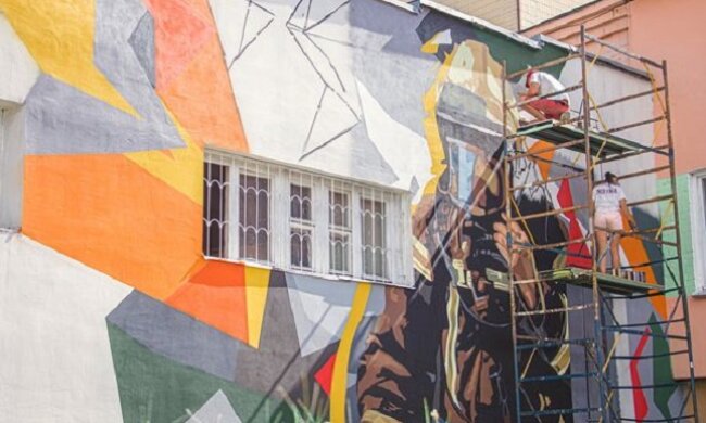 До Дня рятувальника в Києві з’явиться новий мурал