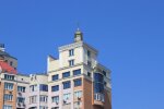 Незвичайна надбудова: на 16-му поверсі столичної висотки існує справжня церква