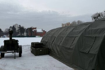 У Дніпровському районі столиці розгорнули розгалужену мережу пунктів обігріву через морози та відсутність тепла