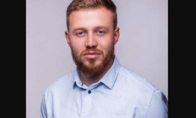 У столиці активіст “Нацкорпусу” порізав собі вени біля відділу поліції