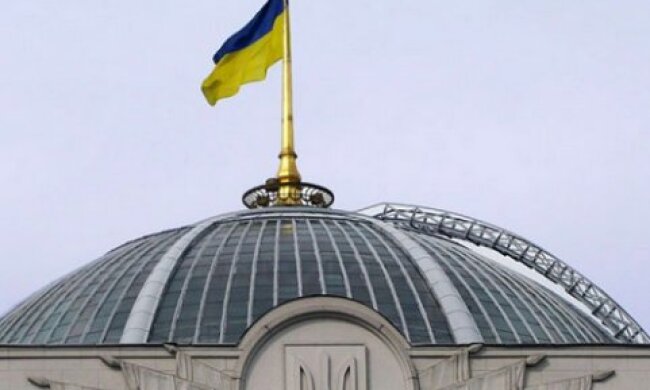 “Жодного слова про деокупацію Донбасу і Криму”: у Раді рознесли програму уряду Гончарука
