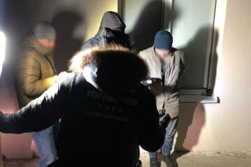 Поліцейські на Київщині отримали поранення при затриманні бандитів (відео)