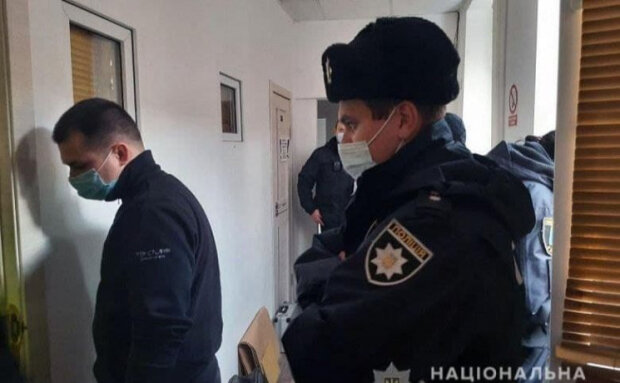 Наніс 47 ножових: у Києві в хостелі чоловік зарізав товариша