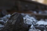 Невідомі закидали камінням пасажирський поїзд під Києвом