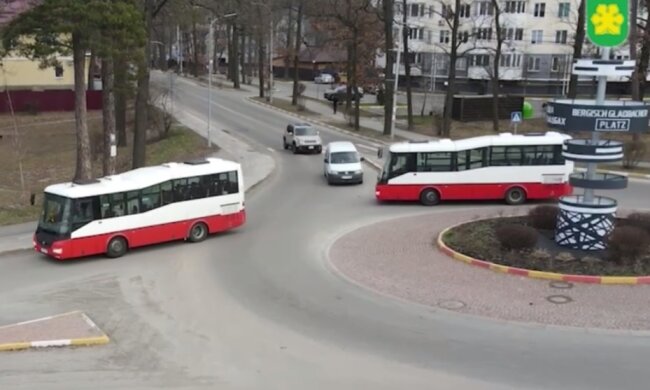 Буча отримала 2 чеські пасажирські автобуси від дружньої Праги