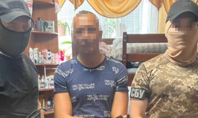 СБУ викрила у Києві "агента пропаганди рф", який поширював ворожу брехню і закликав до протестів