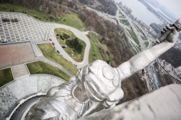 Стало відомо, коли можна буде відвідати оглядовий майданчик монумента Батьківщина-Мати у Києві