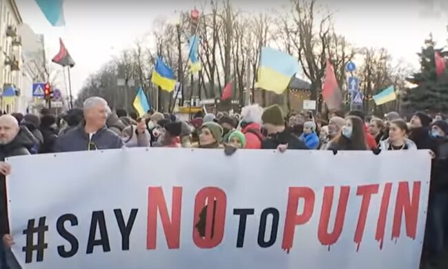 На Марш єдності у Києві зібралися тисячі людей з різних областей